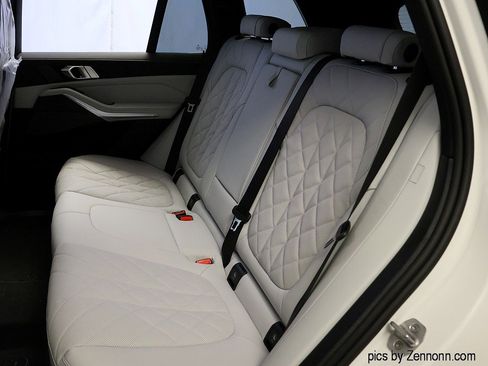 New 2026 BMW X5 xDrive50e w/ Climate Comfort Package image 13