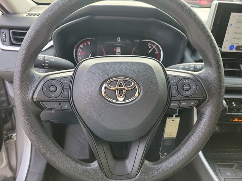Used 2025 Toyota RAV4 LE image 18