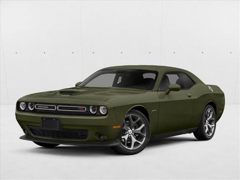 Used 2021 Dodge Challenger GT w/ Blacktop Package RWD image 1