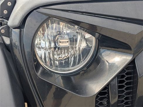 Certified 2021 Jeep Wrangler Unlimited Sport S image 9