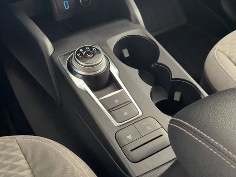 Used 2020 Ford Escape SE FWD image 30