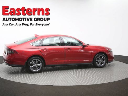 Used 2023 Honda Accord EX image 43