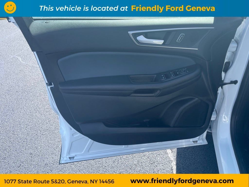 Used 2023 Ford Edge SEL w/ Sport Appearance Package AWD/4WD image 12