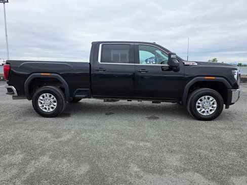 Certified 2025 GMC Sierra 3500 SLE w/ SLE Value Package AWD/4WD image 2