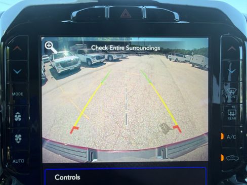 Used 2020 RAM 1500 Laramie w/ Sport Appearance Package AWD/4WD image 18
