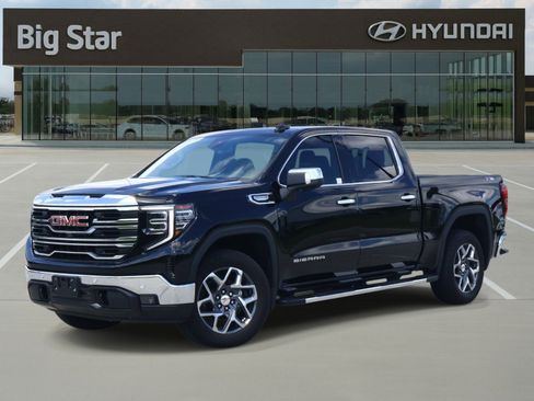Used 2025 GMC Sierra 1500 SLT AWD/4WD image 1