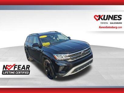 Used 2022 Volkswagen Atlas SE w/ Black Wheel Package