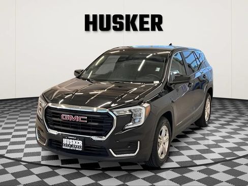 Used 2024 GMC Terrain SLE FWD image 4
