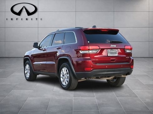 Used 2021 Jeep Grand Cherokee Laredo RWD image 5