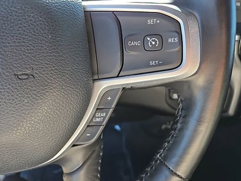 Used 2024 RAM 2500 Big Horn w/ Sport Appearance Package image 23