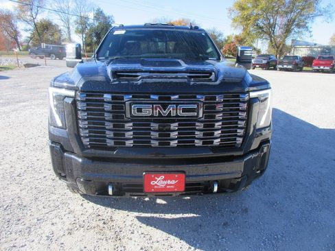 New 2026 GMC Sierra 2500 Denali Ultimate image 12