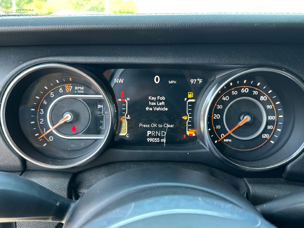 Used 2019 Jeep Wrangler Unlimited Sahara w/ Quick Order Package 24M Moab AWD/4WD image 27