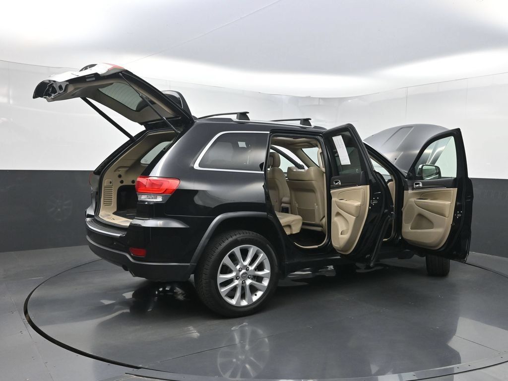 Used 2017 Jeep Grand Cherokee Limited AWD/4WD image 38