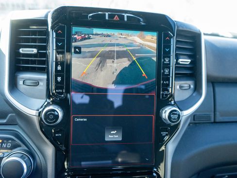 Used 2024 RAM 2500 Big Horn w/ Night Edition image 19