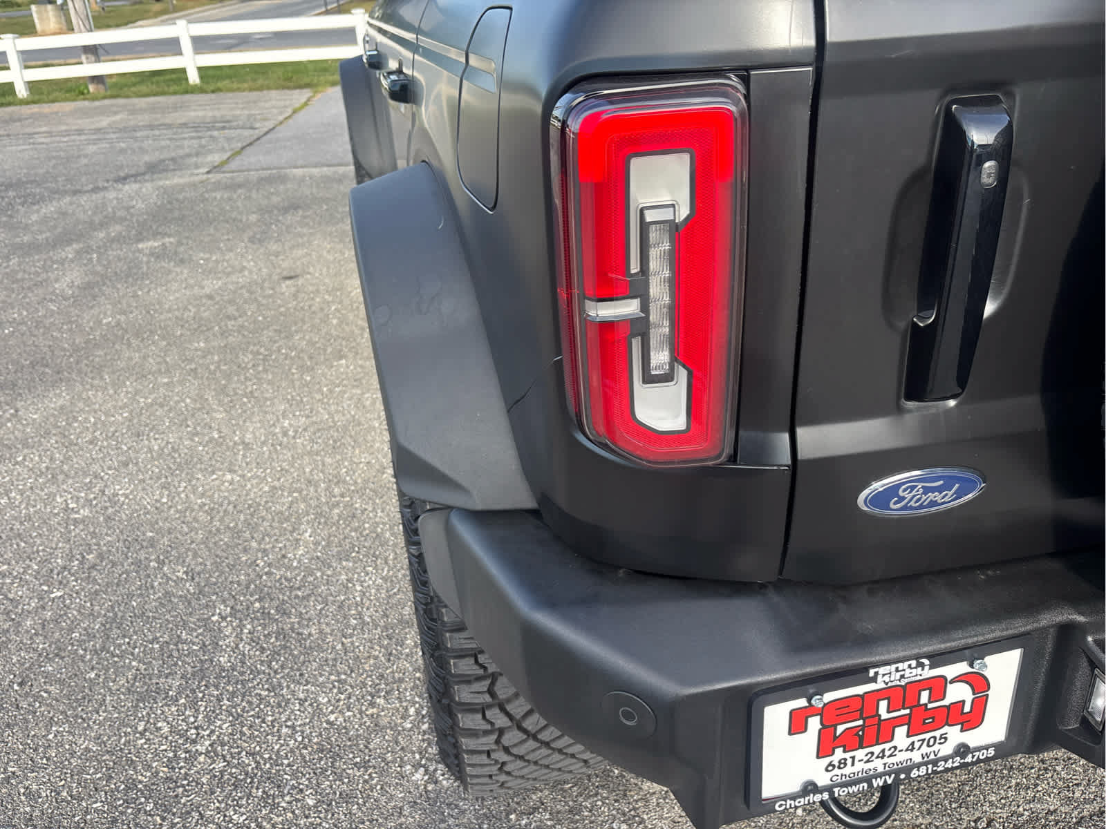Used 2022 Ford Bronco Outer Banks w/ Sasquatch Package AWD/4WD image 10