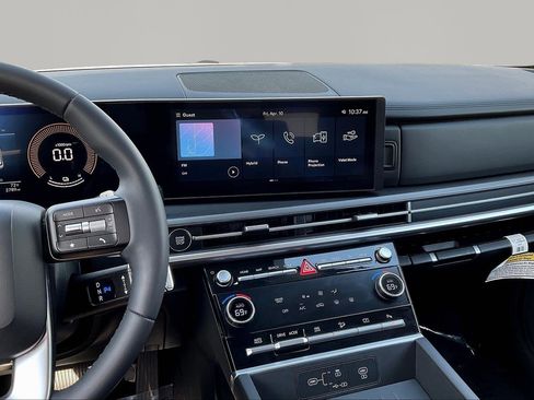 Used 2026 Hyundai Santa Fe SE image 9