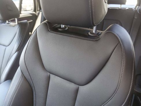 Used 2024 BMW X3 M40i image 22