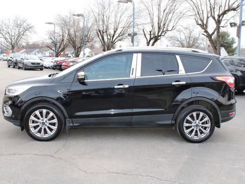 Used 2017 Ford Escape Titanium image 5