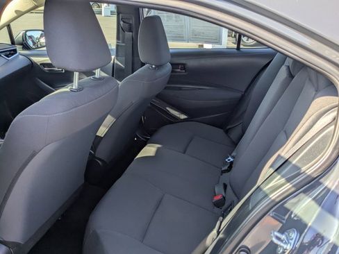 Used 2023 Toyota Corolla LE image 14