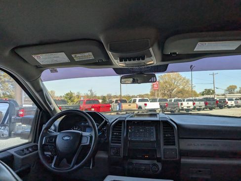 Used 2018 Ford F350 XL w/ Power Equipment Group image 19