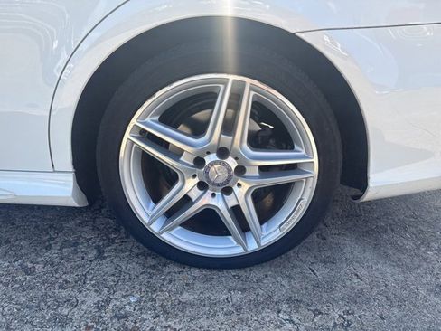 Used 2014 Mercedes-Benz E 350 E 350 w/ Premium 1 Package image 32