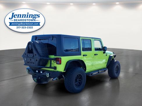Used 2016 Jeep Wrangler Unlimited Rubicon w/ Connectivity Group image 6