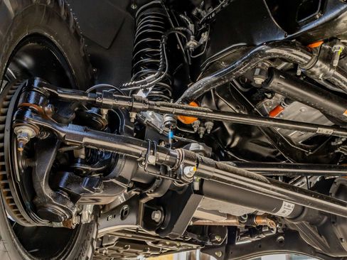 Used 2026 Ford F450 Platinum w/ FX4 Off-Road Package image 14