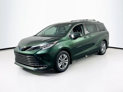 Used 2022 Toyota Sienna Limited