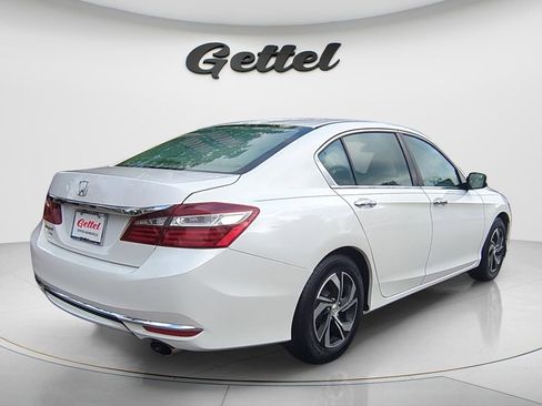 Used 2016 Honda Accord LX image 5
