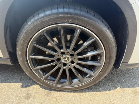 Used 2019 Mercedes-Benz GLA 250 4MATIC image 13