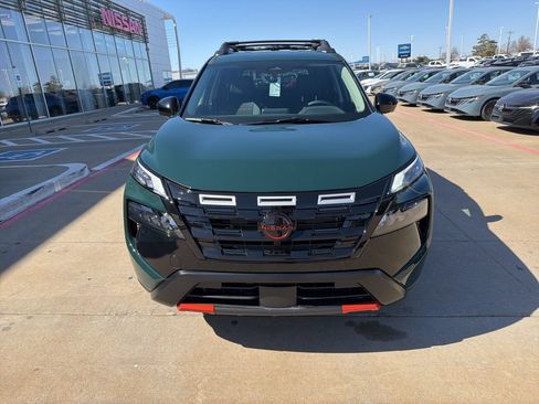Used 2026 Nissan Rogue SV AWD/4WD image 8