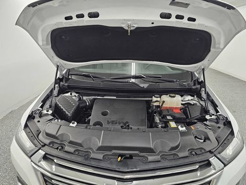 Used 2023 Chevrolet Traverse LT w/ LPO, Floor Liner Package AWD/4WD image 10