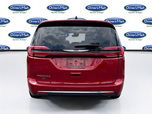 Used 2025 Chrysler Pacifica Select FWD image 6