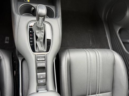 Used 2025 Honda HR-V EX-L image 25