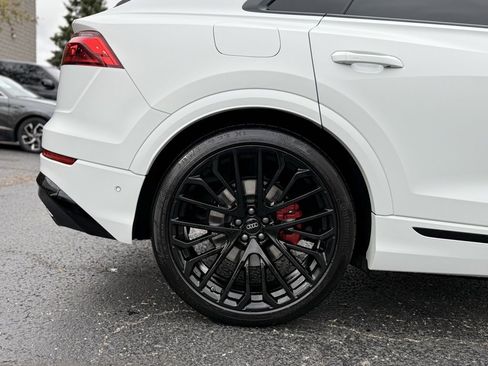 Used 2025 Audi SQ8 Prestige image 17