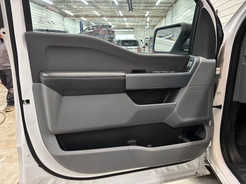 Used 2023 Ford F150 XLT AWD/4WD image 7
