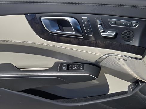 Certified 2016 Mercedes-Benz SL 550 image 21