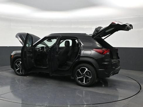 Used 2023 Chevrolet TrailBlazer RS w/ Sun and Liftgate Package FWD image 30