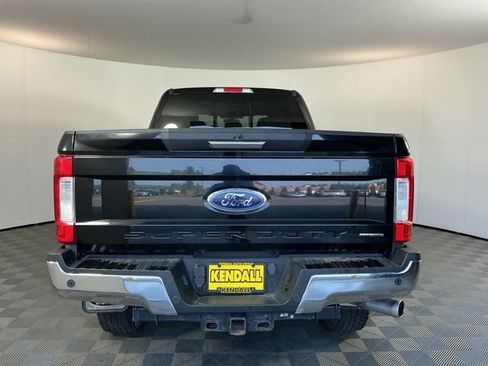 Used 2017 Ford F350 XLT w/ XLT Premium Package AWD/4WD image 5