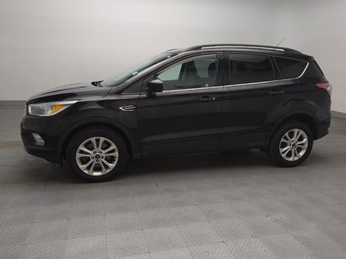 Used 2018 Ford Escape SE AWD/4WD image 2