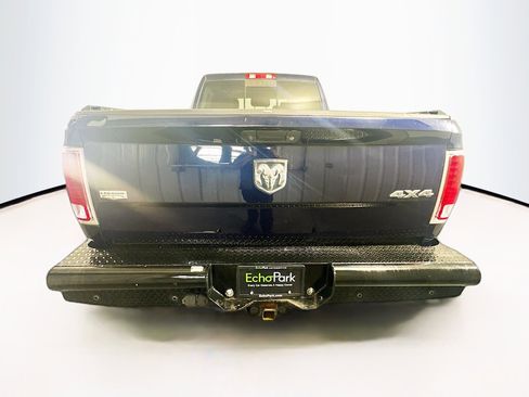Used 2016 RAM 2500 Laramie w/ Convenience Group AWD/4WD image 7