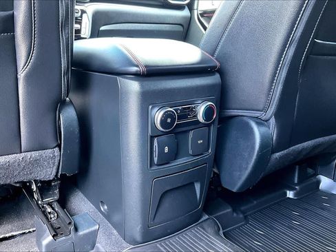 Certified 2023 Ford Explorer ST-Line w/ Class IV Trailer Tow Package AWD/4WD image 36