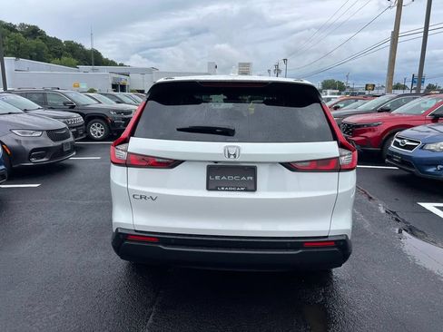 Used 2024 Honda CR-V EX-L image 4