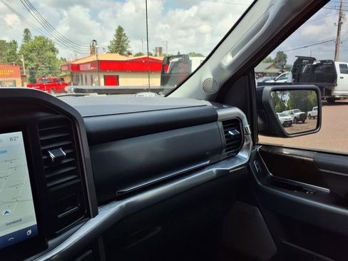 Used 2021 Ford F150 Lariat image 18