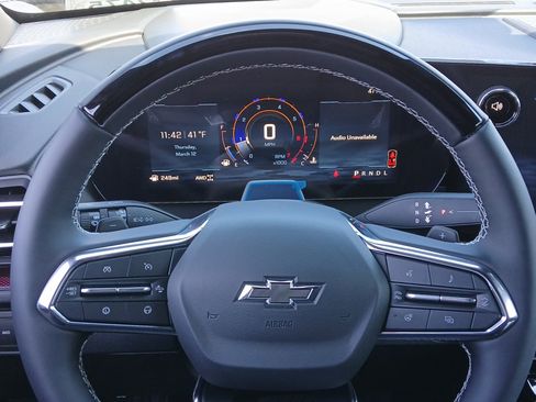 New 2026 Chevrolet Traverse Z71 w/ Enhanced Driving Package image 11