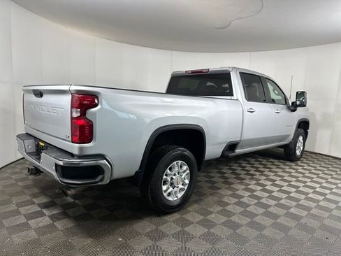Used 2022 Chevrolet Silverado 2500 LT w/ All Star Edition image 3