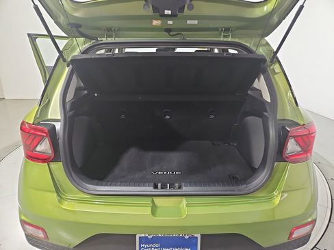 Certified 2023 Hyundai Venue SEL FWD image 22
