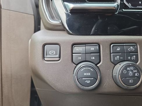 Certified 2025 Chevrolet Silverado 1500 LT Trail Boss w/ LT Trail Boss Premium Package AWD/4WD image 26