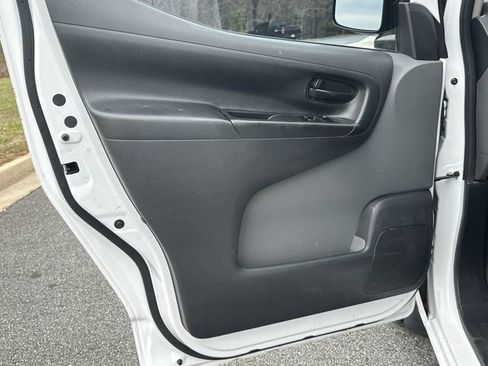 Used 2021 Nissan NV200 S FWD image 12