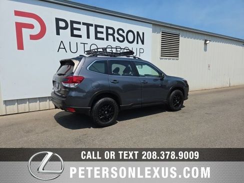 Used 2024 Subaru Forester Limited AWD/4WD image 4